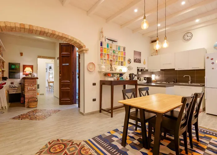 فندق مبيت وإفطار La Risacca كالياري